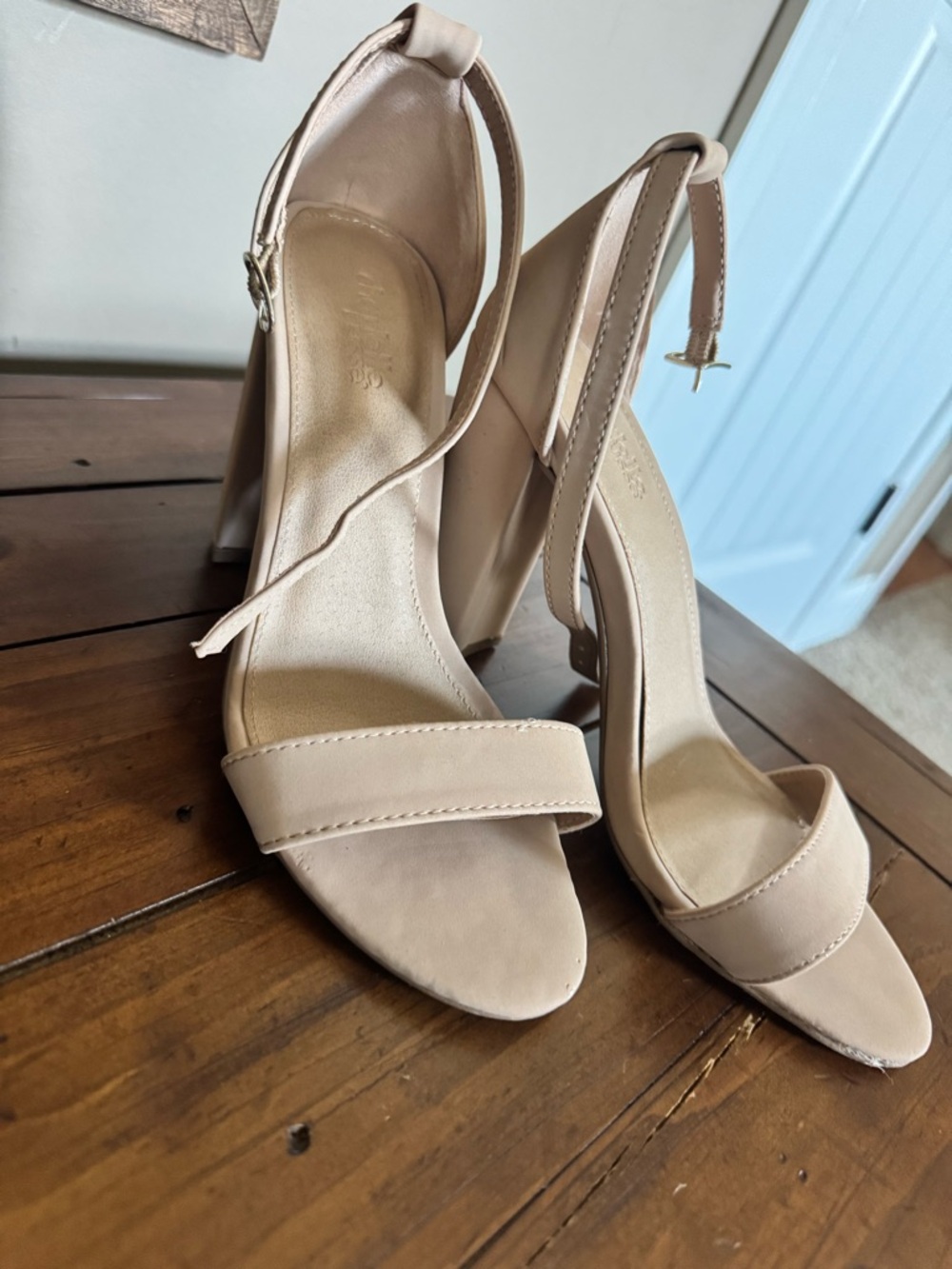 Charlotte Russe Ankle-Strap Block Heel Sandals 8
